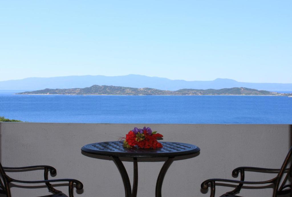 Athorama Hotel Ouranoupoli Room photo