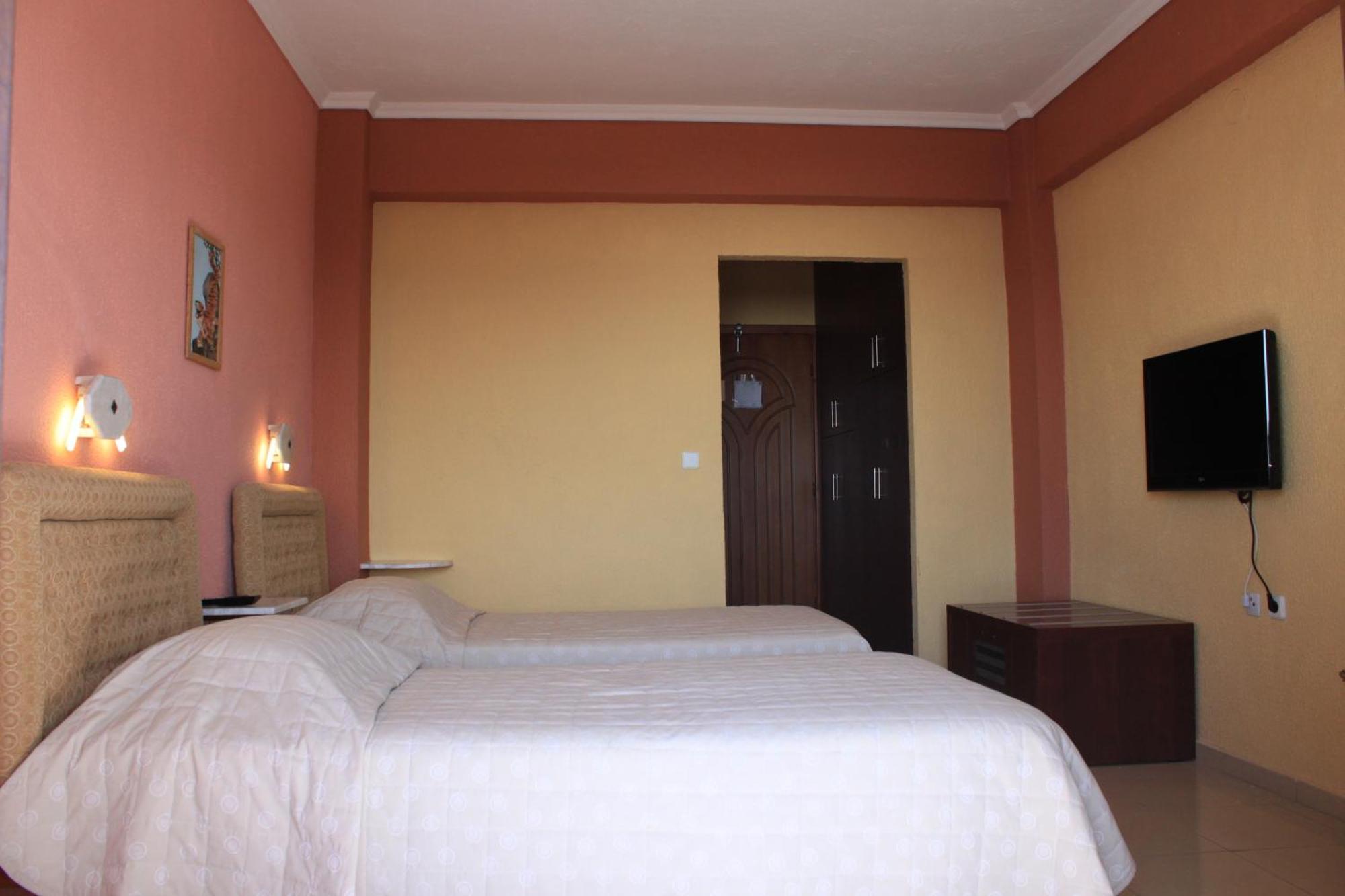 Athorama Hotel Ouranoupoli Exterior photo